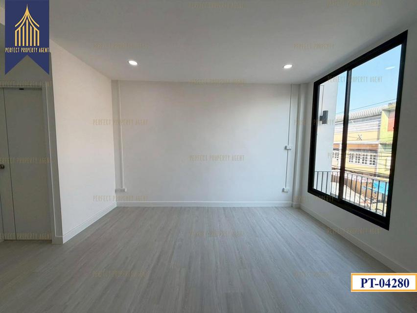 ขาย ตึกแถวริมถนน นนทบุรี ตรงข้ามกองสลาก สนามบินน้ำ ทำเลดี ค้าขายได้ 13