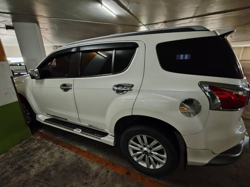 รถยนต์ Isuzu MuX ปี 2017 รูปที่ 4