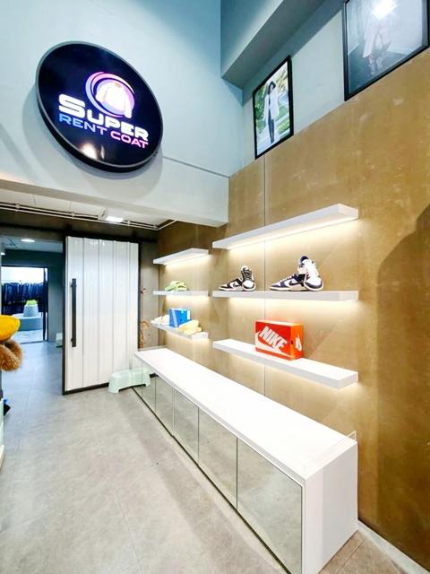 ใกล้รพ.พระนั่งเกล้า 1.4 กม.ขนาดใหญ่ 44 ตร.วา. 884 ตร.ม. พร้อมทำธุรกิจ MRTไทรม้า 250ม. 2คูหา อาคาร โชว์รูม ให้เช่า 5.5ชั้ 4