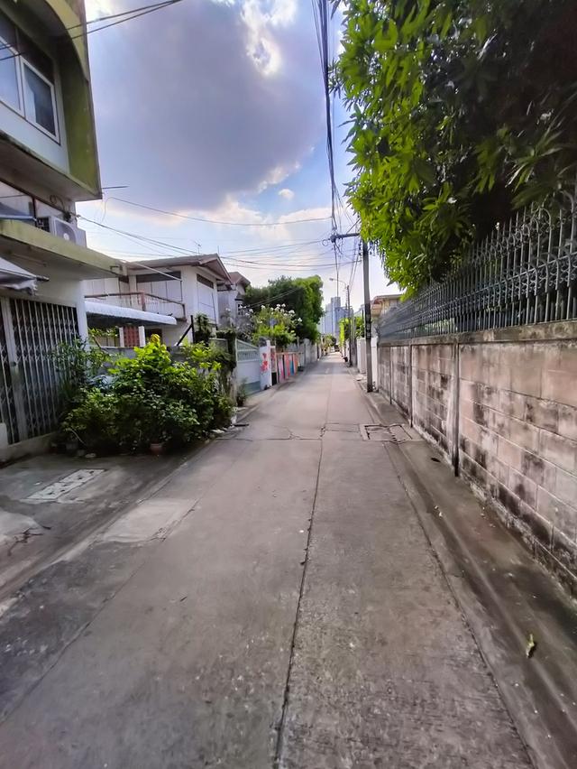 ขายที่ดินพร้อมบ้านไม้เก่า 1 หลัง เขตกรุงเทพฯชั้นใน ถนนตากสิน-สาทร วงเวียนใหญ่-สำเหร่ 102 ตรว. 4