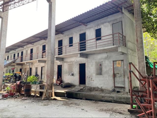 ขายโรงงานเมืองชลบุรี #ขายโรงงานผลิตเสาเข็ม ขนาดใหญ่ พร้อมดำเนินกิจการทันที เนื้อที่โรงงานรวมทั้งหมด 9 ไร่เนื้อที่โรงงานร 7