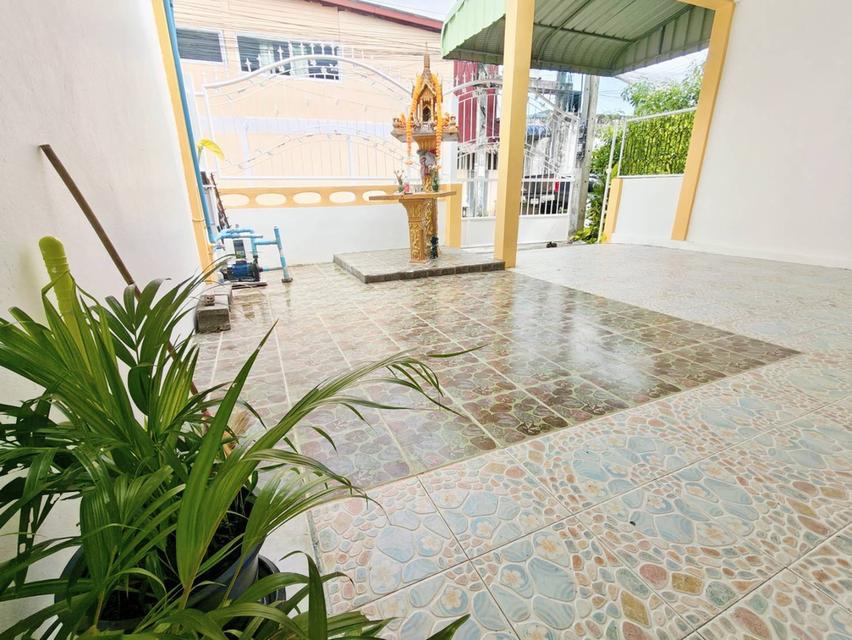 #ขายทาวน์เฮ้าส์หลังใหญ่สุดคุ้ม   ขายเพียง 1.69 ล้านเท่านั้น  #บ้านพร้อมอยู่ #น้ำไม่ท่วม 2 ชั้น3 นอน 2 น้ำ มีร 3