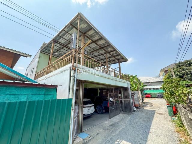 บ้านเดี่ยว 2 ชั้น สร้างเองเต็มพื้นที่ ใกล้วัดลาดปลาดุก บางใหญ่ นนทบุรี 1