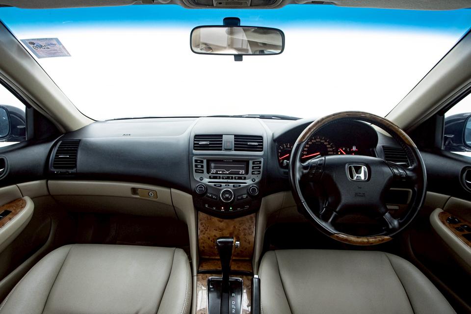 HONDA ACCORD 2.4 EL 2005
