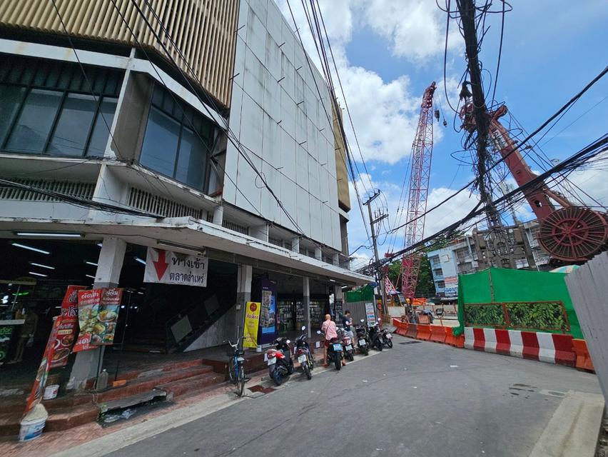 ขายด่วน!!! อาคารพาณิชย์ 3 ชั้น ซอยสมเด็จพระเจ้าตากสิน21 ซอยวัดราชวรินทร์43 หลังตลาดสำเหร่ 5