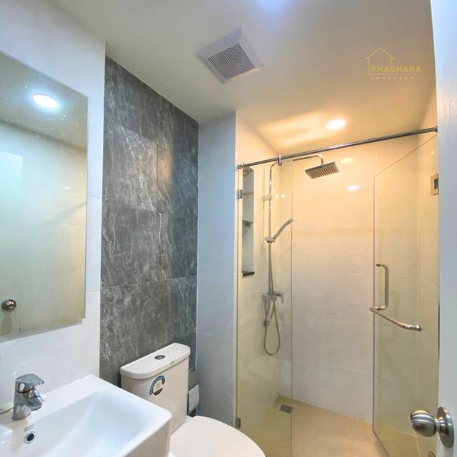 ขายคอนโดห้องสวยพร้อมอยู่อาศัย ใกล้ รร.นานาชาติกีรพัฒน์ ใกล้รถไฟฟ้าสายสีชมพู ใกล้ตลาดนัดเลียบด่วน