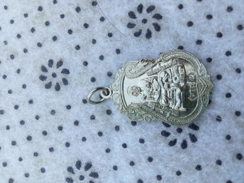 หลวงปู่ทวด เสาร์5 2552