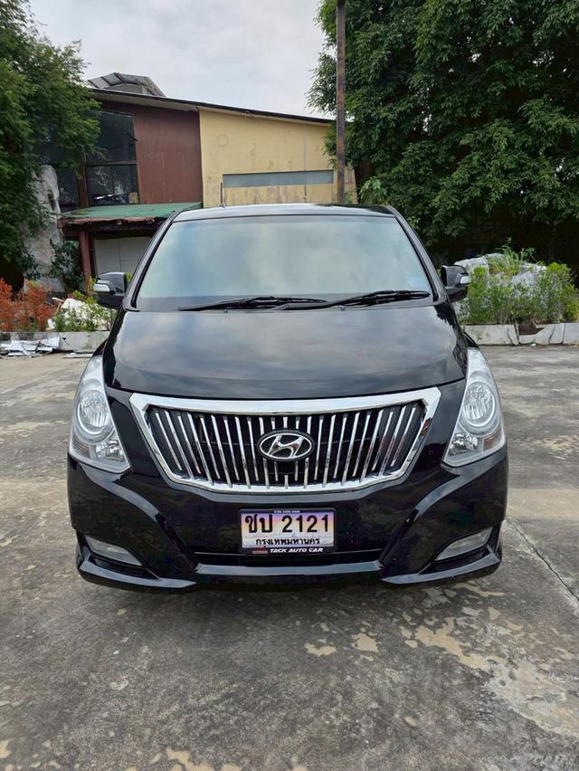 HYUNDAI H-1 DELEXE สีดำ ปี 2015 ไมล์ 130,000 กม. 2