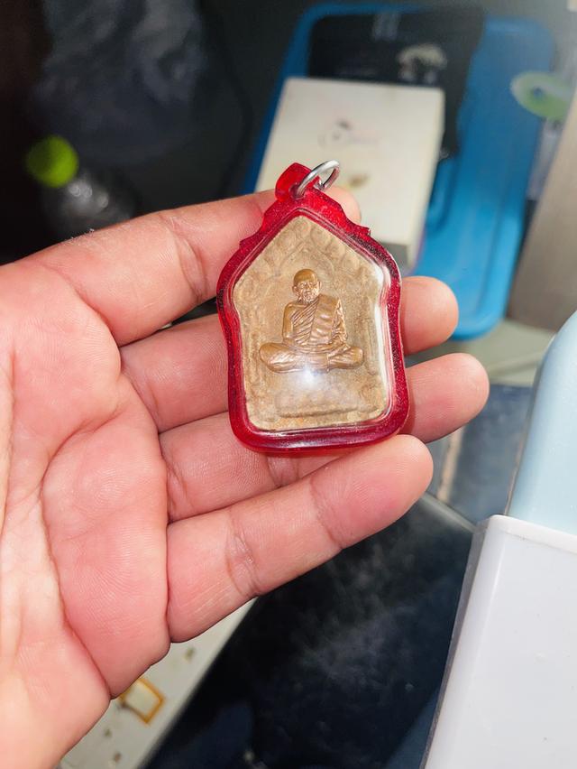 พระเครื่องเก่าและใหม่เลือกได้เลย รูปที่ 2