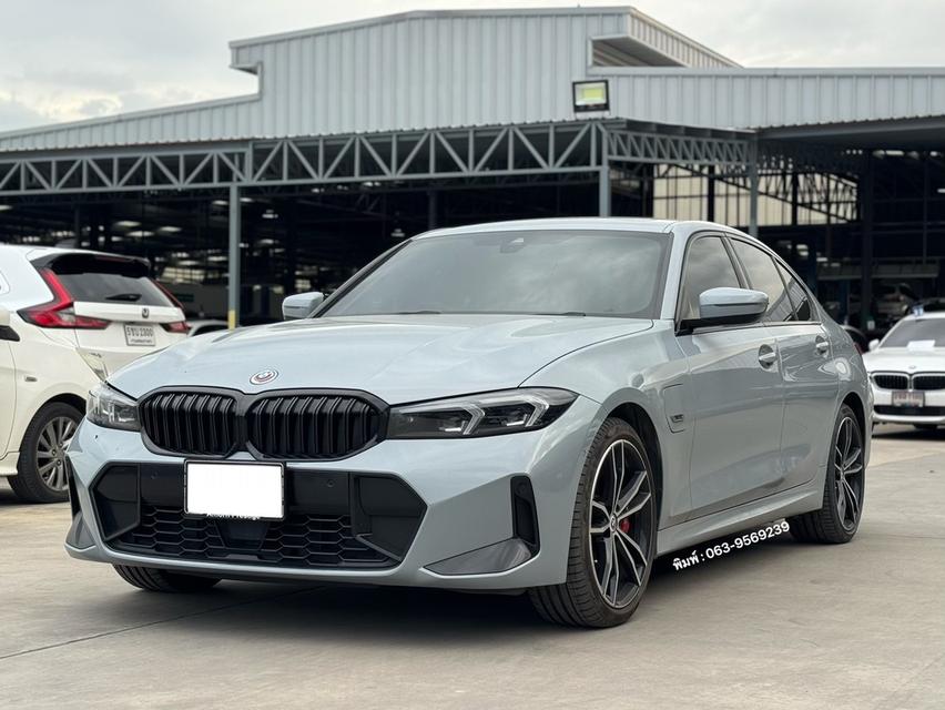 2022 BMW 330e M Sport LCI1 รถมือเดียว ออกศูนย์ ไม่มีอุบัติเหตุ