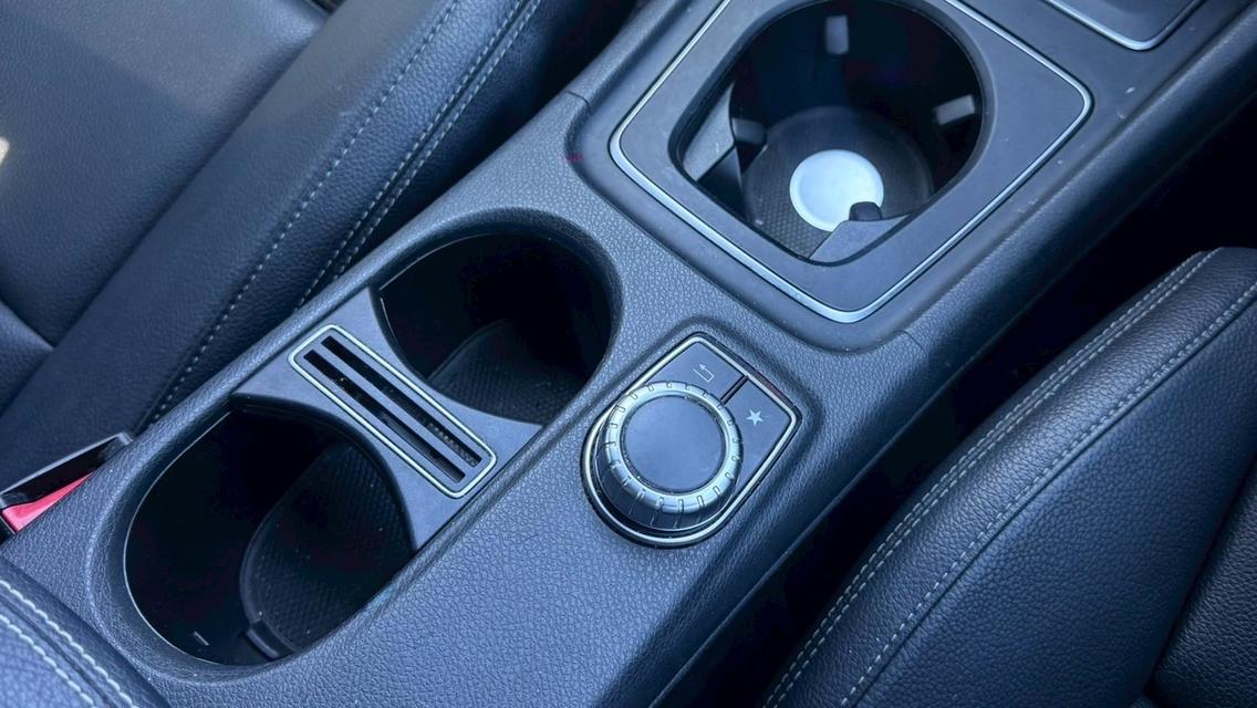 รหัสรถ TPV8822 CLA 200รุ่นย่อย : Urbanปี : 2018 12