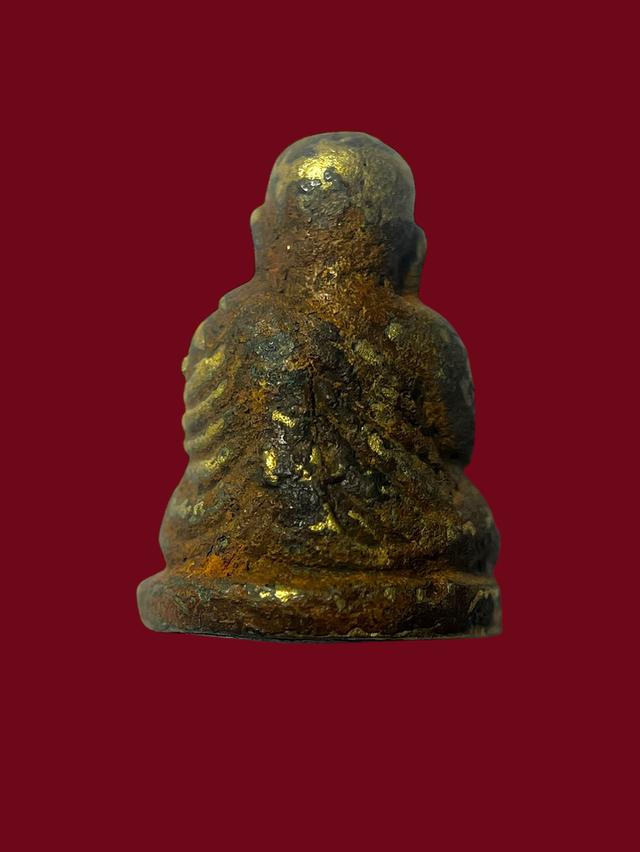 พระหลวงพ่อเงิน พระเครื่องเก่า รูปที่ 2