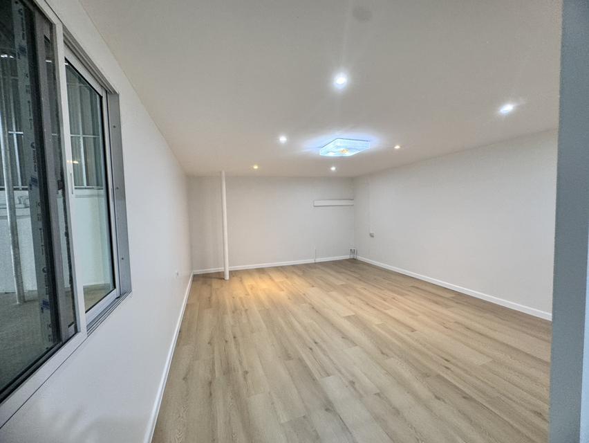 ให้เช่าคอนโดมิเนียมดิ อินสไปร์ เพลส เอแบค พระราม 9 (รามคำแหง) ชั้น 19 ตกแต่งใหม่ เฟอร์นิเจอร์ครบพร้อมอยู่ (N.2018) 2