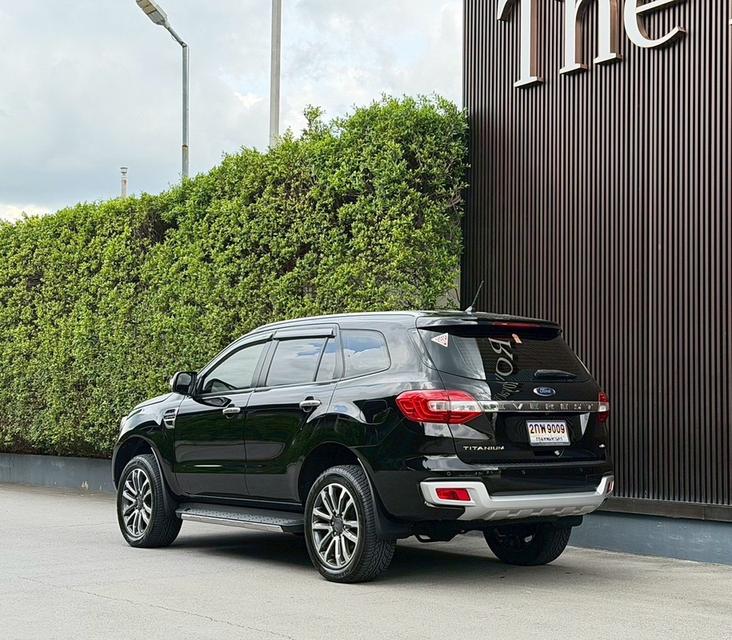 Ford Everest 2.0 Bi-Turbo 4WD Titanium Plus สีดำ ปี 2018