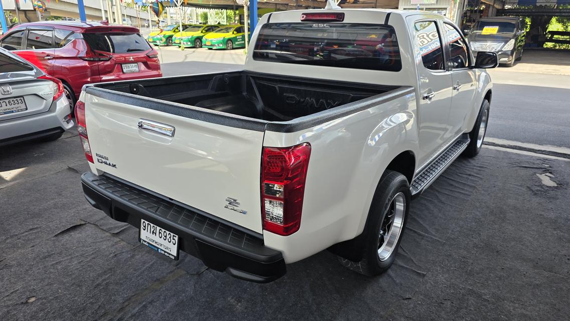 ISUZU D-MAX CAB4 HI-LANDER 1.9 Ddi #Z-prestige A/Tปี19แท้ ขาว เครื่องยนต์ ดีเซลทะเบียน 9กฆ6935กทม เลขใมล์ 127,349 km. รูปย่อยที่ 4
