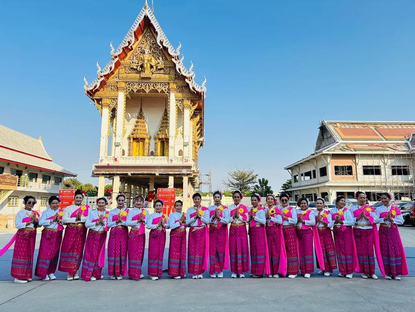 ดนตรีแก้บน รำแก้บน แก้บนพ่อปู่ แก้บนพญานาค รูปย่อยที่ 3