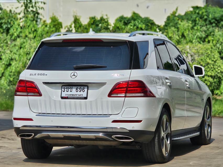 mercedes benz 8