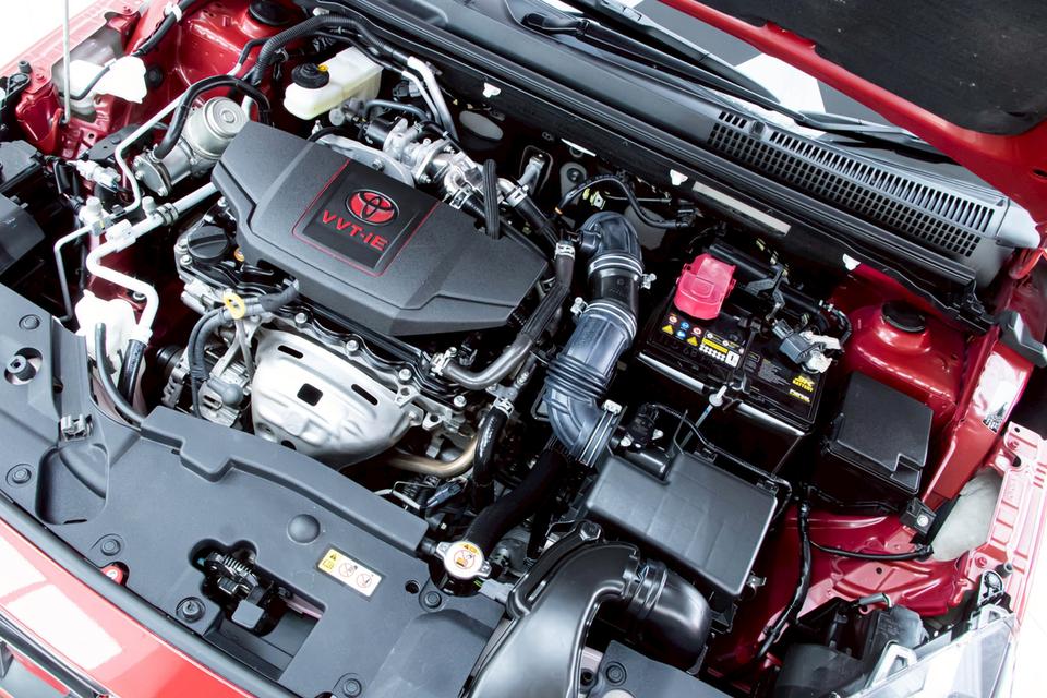 TOYOTA YARIS ATIV 1.2 PREMIUM LUXURY 2023  15