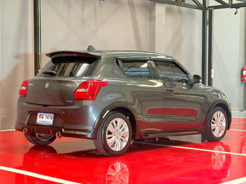 2020 SUZUKI SWIFT GLX รุ่น TOP สุด รถมือเดียวออกป้ายแดง รถวิ่งน้อยเพียง 50,000 กม ประวัติ SERVICE ครบ รถไม่เคยมีอุบัติเหตุครับ รูปย่อยที่ 3