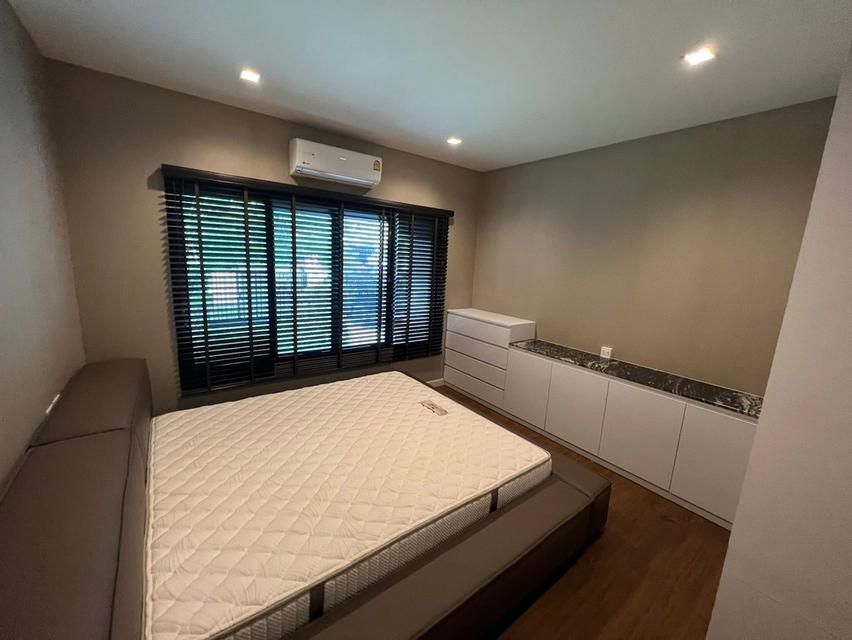 U1406 ให้เช่าบ้านเดี่ยว 2 ชั้น หมู่บ้าน บุราสิริ วงแหวน อ่อนนุช บางนา โครงการของแสนสิริ Burasiri wongwaen onnut บ้านเช่าทำเลดีเดินทางสะดวก เข้าออกได้ห 8