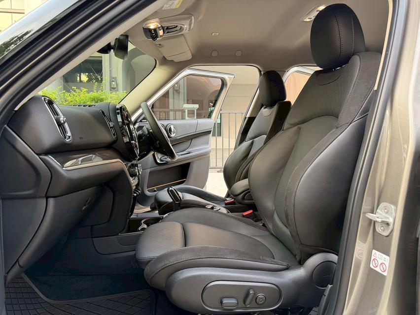 Mini Countryman S Hightrim Top ปี 20 จด23 สวยสุดในรุ่น มือเดียว สภาพป้ายแดง ใช้น้อย 20,xxx โลแท้ เข้าศูนย์ตลอด 11