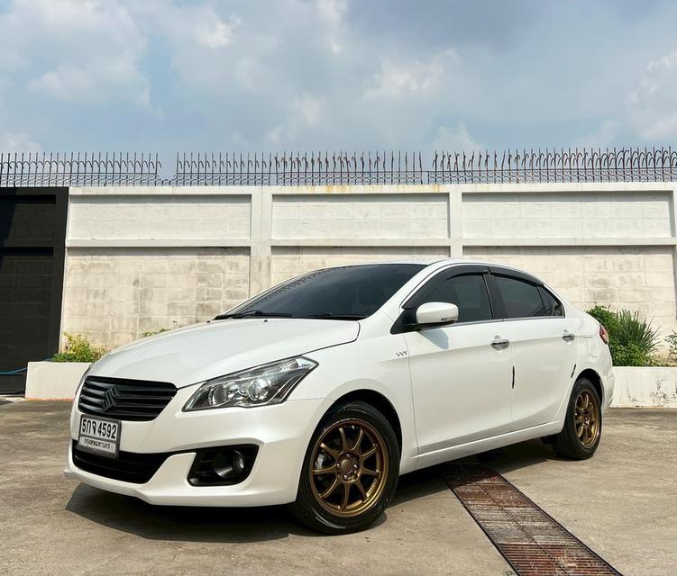 Suzuki Ciaz ปี 2016 รุ่น GLX 1.25L CVT TOP สวยสุดในรุ่น มือเดียวป้ายแดง สีเดิมทั้งคัน