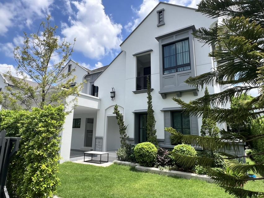 ให้เช่าคฤหาสน์หรู นันทวัน พระราม 9 – กรุงเทพกรีฑาตัดใหม่ | แปลงมุม 107 ตร.วา | 4 ห้องนอน + แม่บ้าน | เฟอร์ฯ ครบ พร้อมอย 2