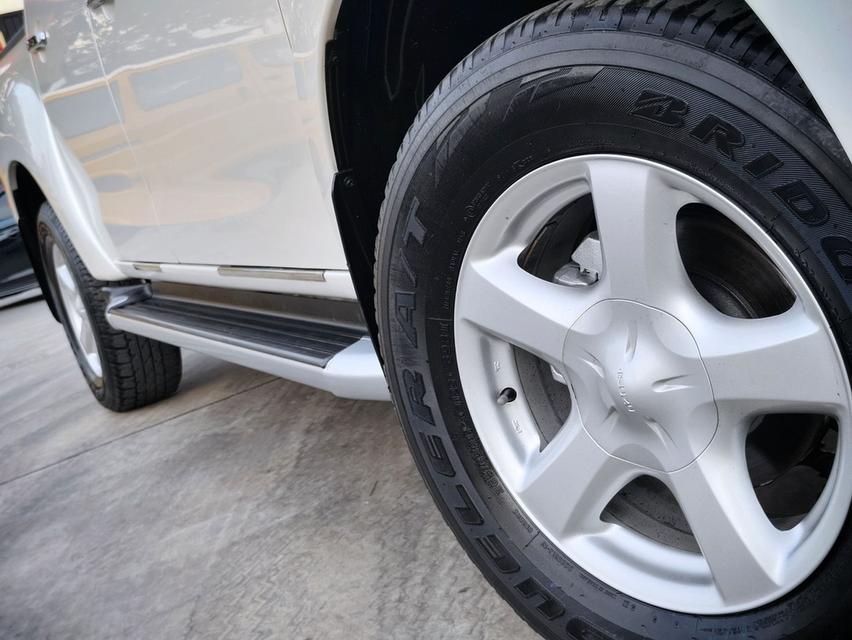 #ISUZU D-Max Hi-Lander 2.5 Z A/T ปี 2013 จดปี 2014 🤍 สีขาว | มือเดียวป้ายแดง | รถบ้านแท้💯 ไมล์แท้ รูปที่ 8