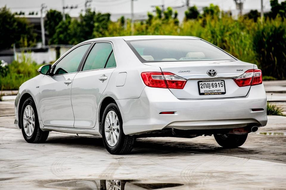 Toyota Camry 2.0G ปี 2013 สีบรอนซ์ มือเดียวป้ายแดง 7