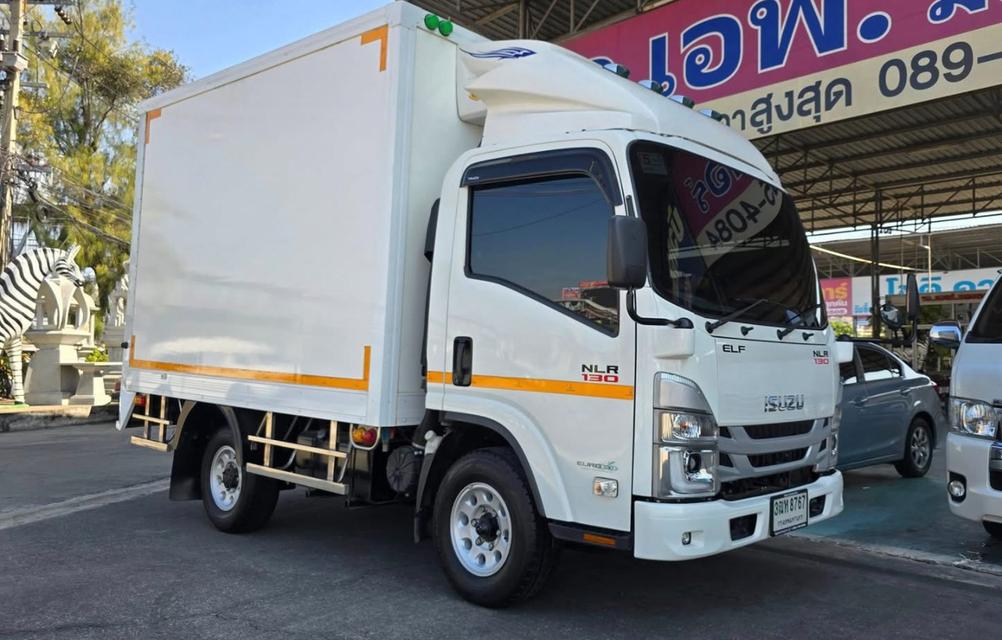 ISUZU NLR รถบรรทุกตู้เย็น 130 แรง สภาพดีมาก