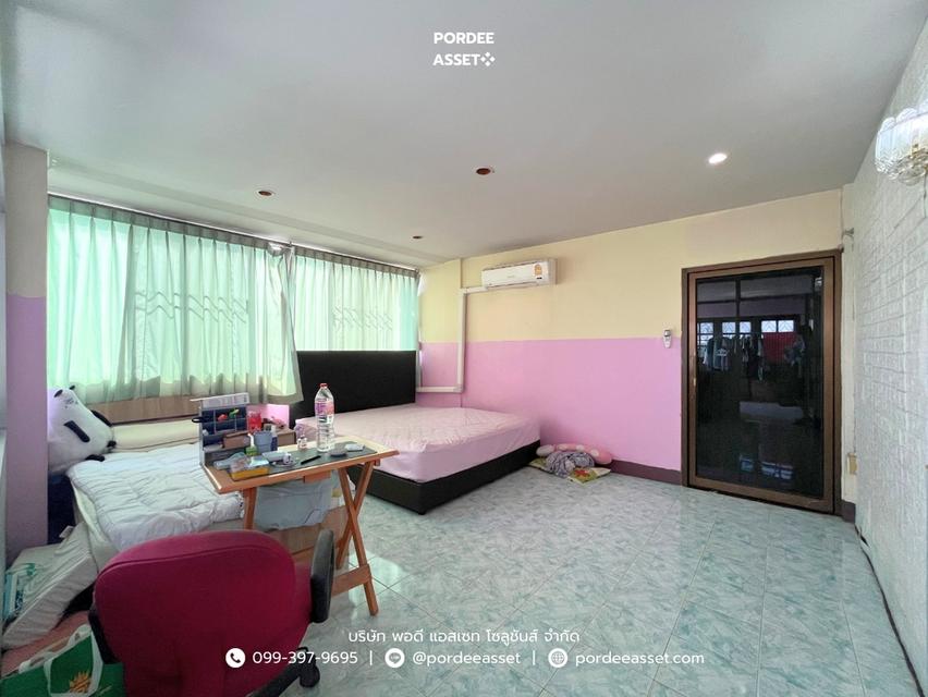 ขาย!! อาคารพาณิชย์ 3.5 ชั้น 2 คูหา ติดถนนบางบัวทอง - สุพรรณบุรี 340 (หลังมุม ขนาด 84 ตร.ว.) ถ.บางบัวทอง-สุพรรณบุรี บางบัวทอง นนทบุรี 12