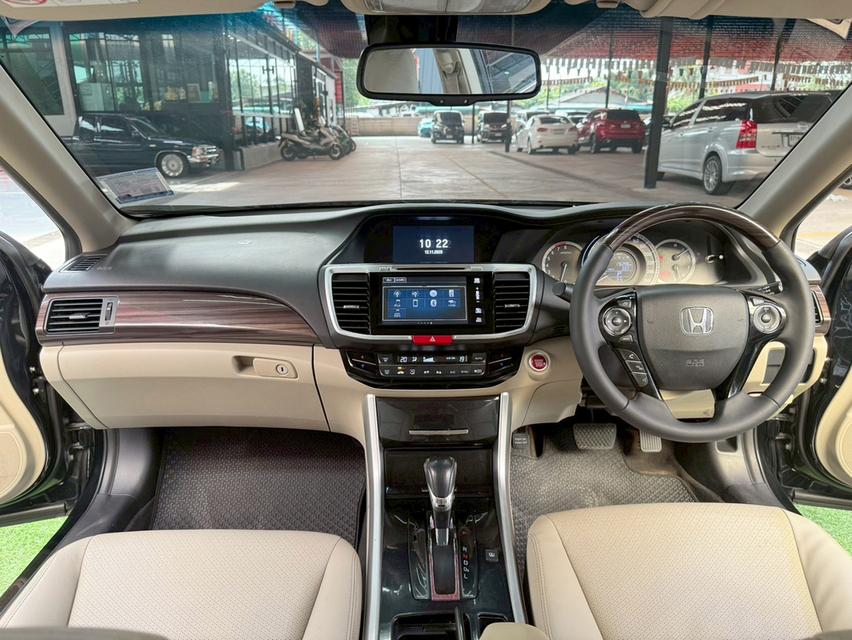 HONDA ACCORD 2.0 EL i-VTEC ปี2018ตัวท็อปสุดของรุ่น  ออพชั่นเต็มคัน พร้อมใช้งาน. 7