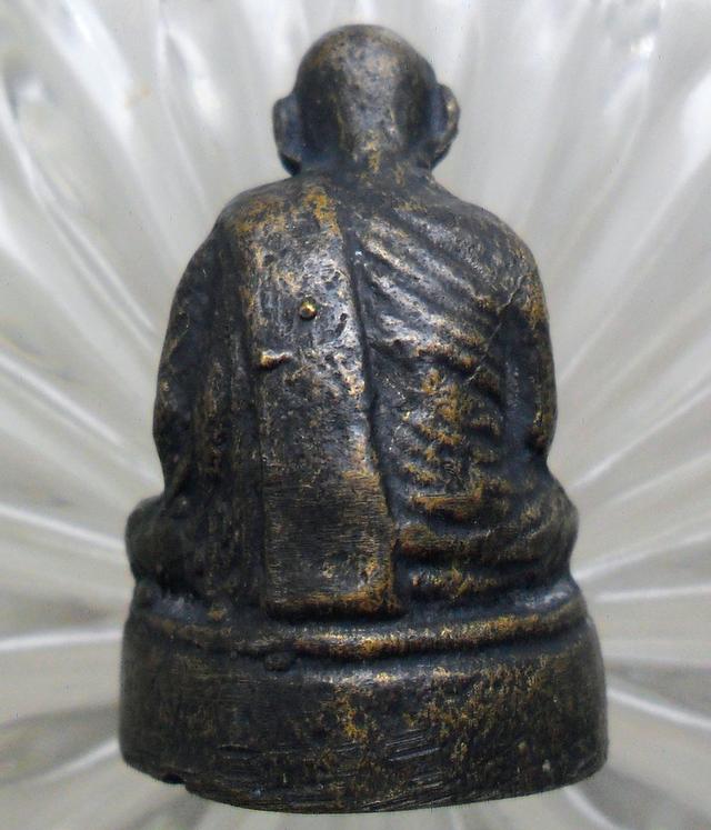 พระรอดเก่าเนื้อจัดค่ะ 10