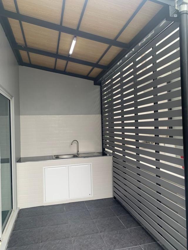 🏠 ขายทาวน์เฮาส์ 2 ชั้น หมู่บ้านเดอะคัลเลอร์ อารียา เฟส 2 📍 ถนนสุเหร่าคลองหนึ่ง 15 | แขวงบางชัน เขตคลองสามวา กรุงเทพฯ 9