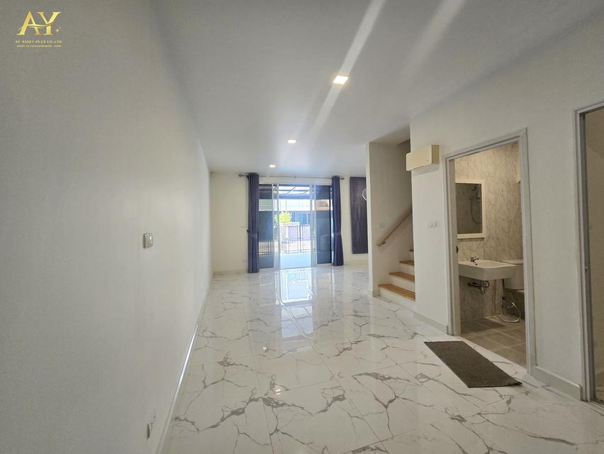 ขายด่วน ทาวเฮ้าส์2ชั้น 22.8ตรว. RK Park2 รามอินทรา-ซาฟารี เลียบคลองสอง บางชัน คลองสามวา กทม เพียง2.69MB. 7