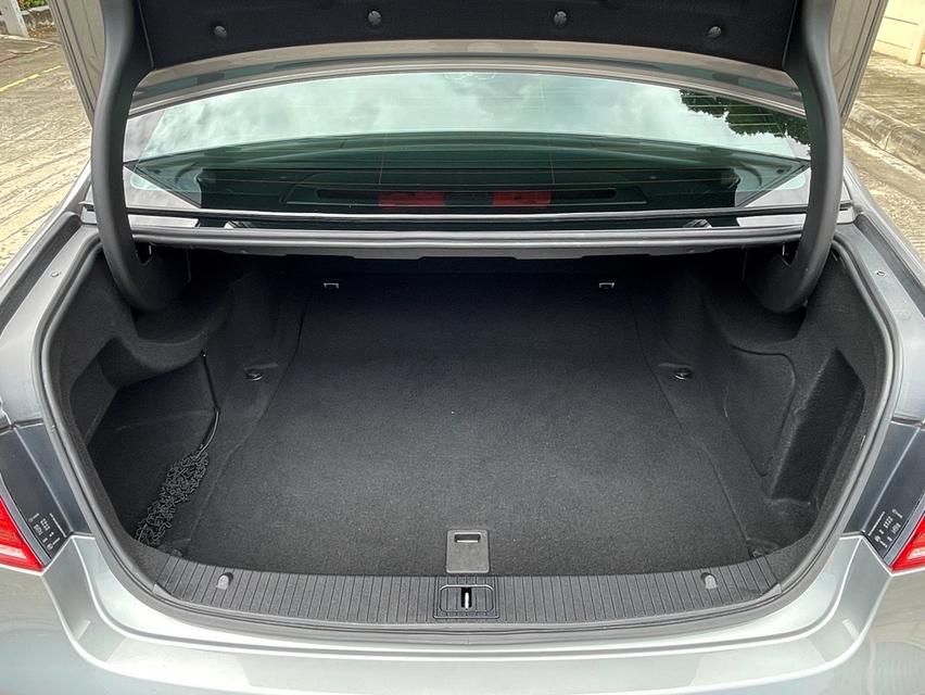 รหัสรถ DWC8640 MERCEDES BENZ E300 2.2 BLUETEC HYBRID EXECUTIVE ปี 2015 สภาพนางฟ้า 16