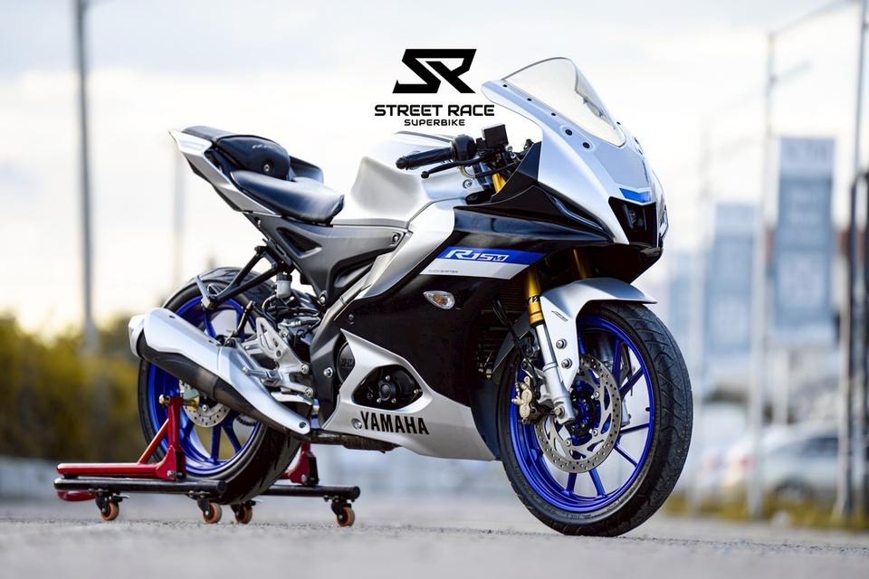 R15 Yamaha 6