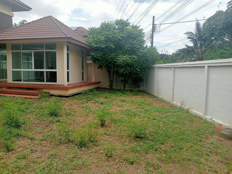 ขายที่ดินเปล่าแปลงสวย พร้อมบ้าน1หลัง ขนาด 333 ตรว ทำเลดีใกล้ถนนรัชดาภิเษก จตุจัตร กทม. 8