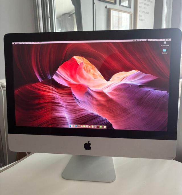 Apple iMac 21.5 นิ้ว