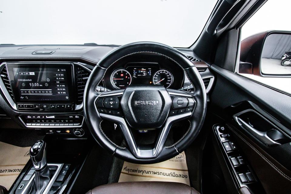รหัสรถ 3A810 D-MAX V-CROSS 3.0 M HI-LANDER / 4DR 2020 13