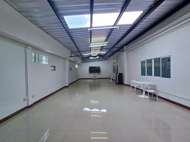 พร้อมออฟฟิศ 123 ตร.วา. 490 ตร.ม.MRT รัชดาภิเษก 900 ม.ซ.ลาดพร้าว 34-40 6