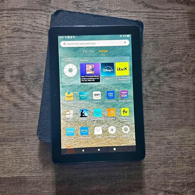 Amazon Fire HD 8 สภาพดี