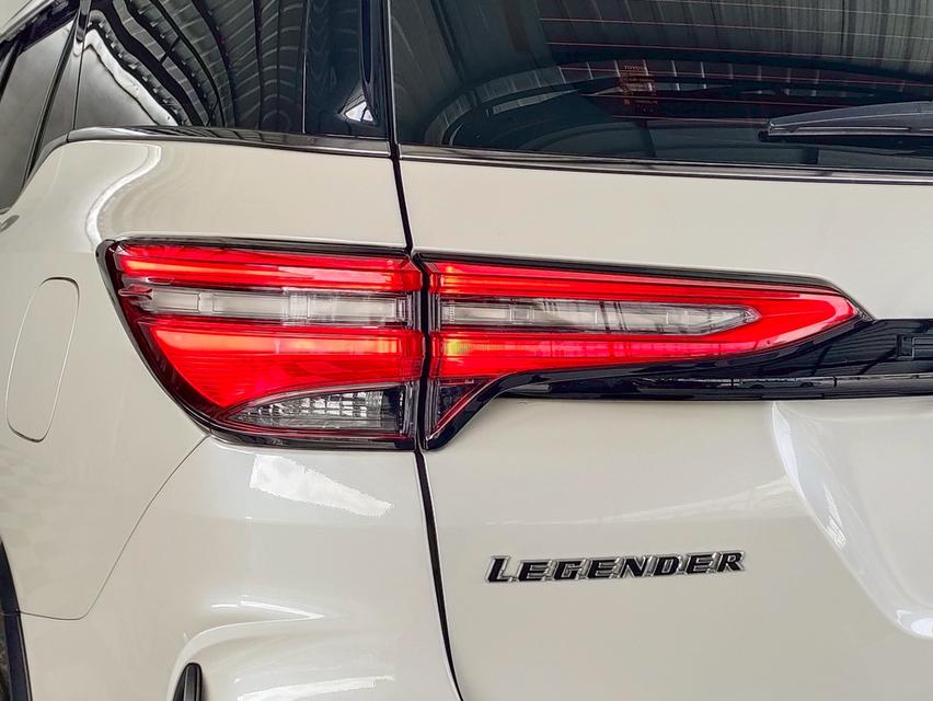  TOYOTA LEGENDER 2.4 V.2WD. ปี 2021 Mile 35,325 km. (1,150,000)  17