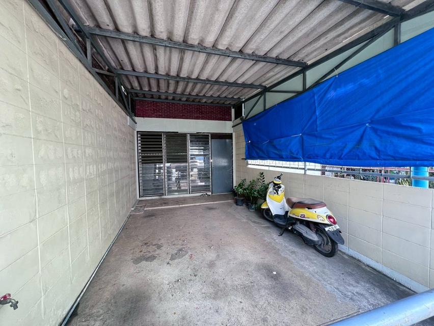 ขายทาวน์เฮาส์ 2 ชั้น หลังริม หมู่บ้านนวนคร ใกล้เทศบาลท่าโขง 5