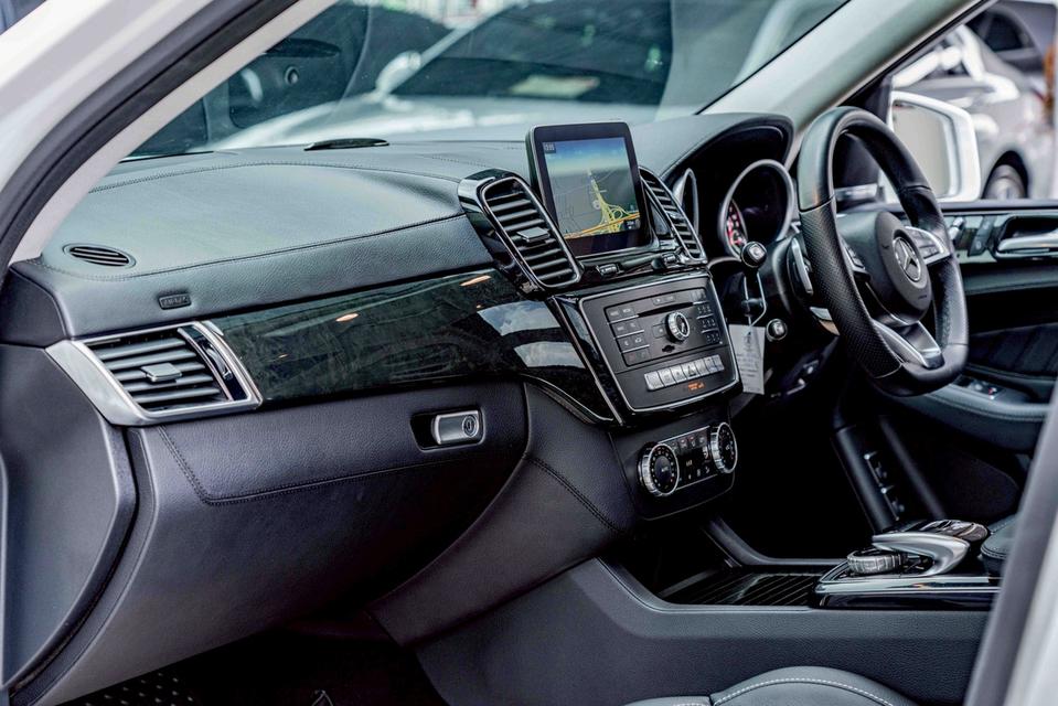 รหัสรถ NP2332 Mercedes-Benz GLE 500e AMG 4MATIC 9