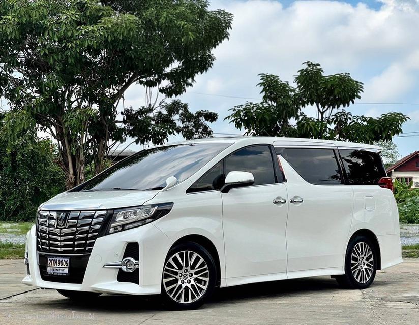 TOYOTA ALPHARD 2.5 SC PACKAGE ปี17 สีขาว เบนซิน