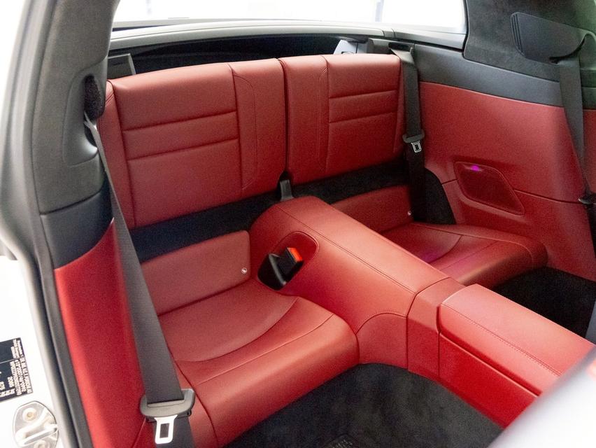 911 Targa 4S (รหัส 992) 13