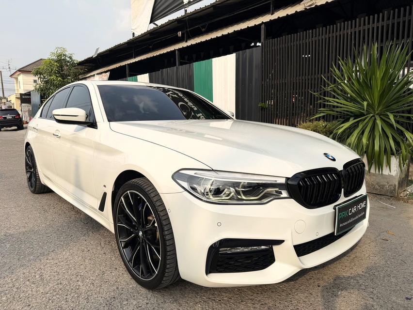 ปี2018 BMW 530E MSPORT SUNROOF ประตูดูด AT TOP สุดๆ มือเดียวออกห้าง
