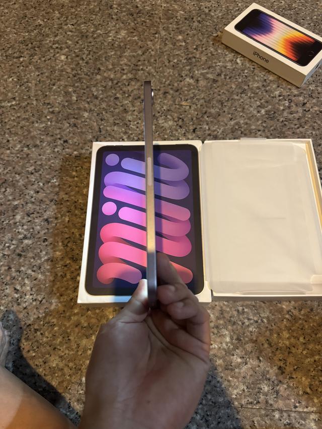 ขายiPadMini7สีใหม่Purple128กิ๊กสูนTrueยกกล่องประกันยาวๆเมษาปีหน้าไร้รอยตกถูกๆ 7