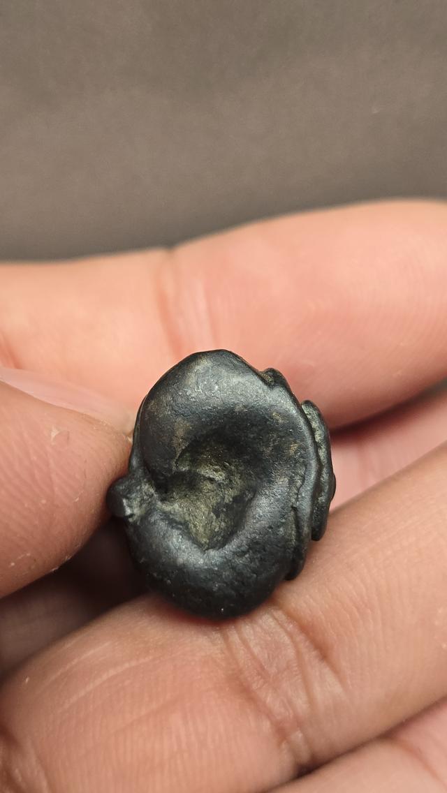 พระปิดตาเนื้อสัมฤทธิ์ หลวงพ่อทับวัดทอง 10